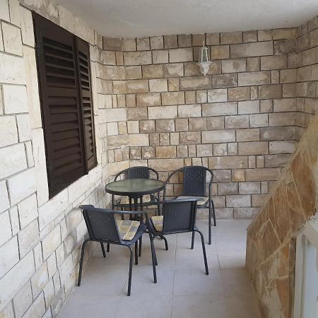 Apartman Martina Razanac Luaran gambar